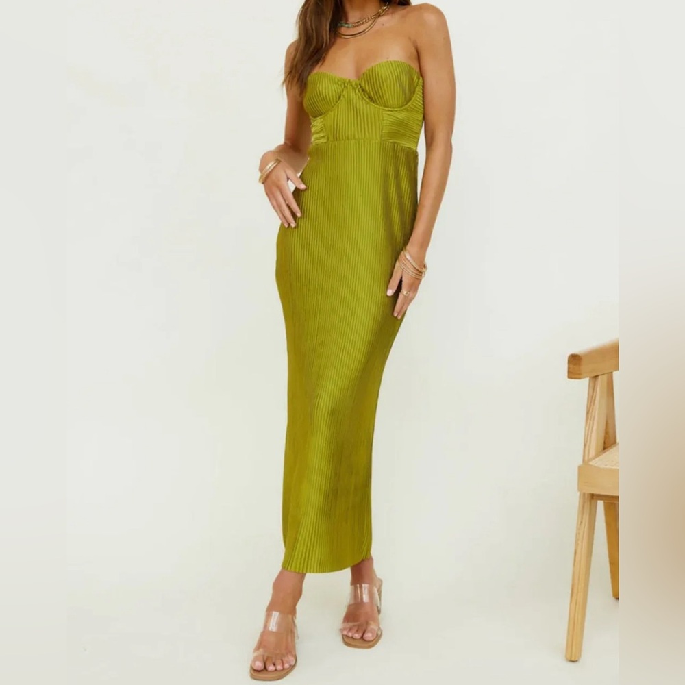 Chartreuse/ green underwire wedding guest dress